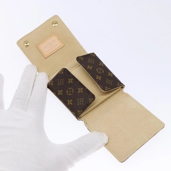 LOUIS VUITTON Monogram Jewelry Case Jewelry Box LV Auth 138582 - Picture 10 of 16